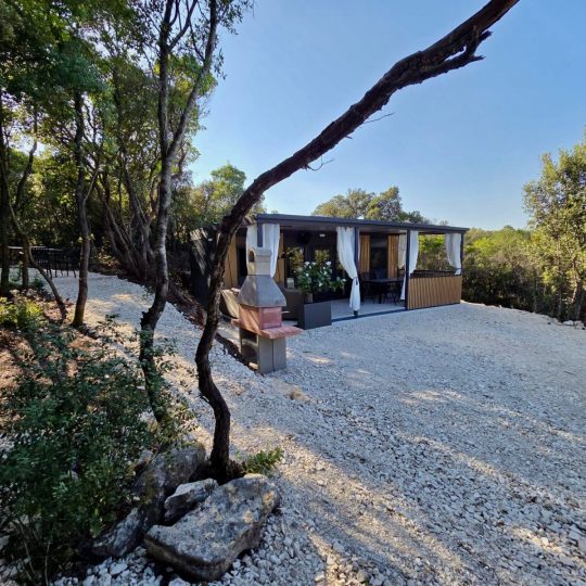 Moderna montažna vikendica s pogledom na more – Peruški, Istra
