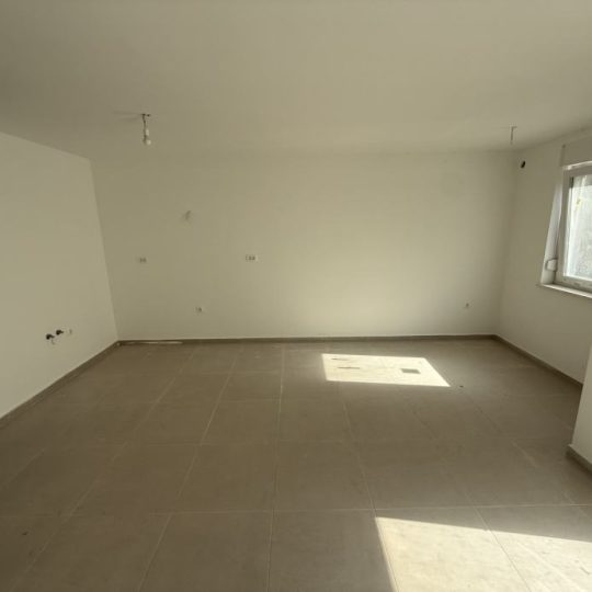 TOP LOCATION – MONVIDAL, 2BR + PARKING, MODERN BUILDING WITH ELEVATOR! (sale)