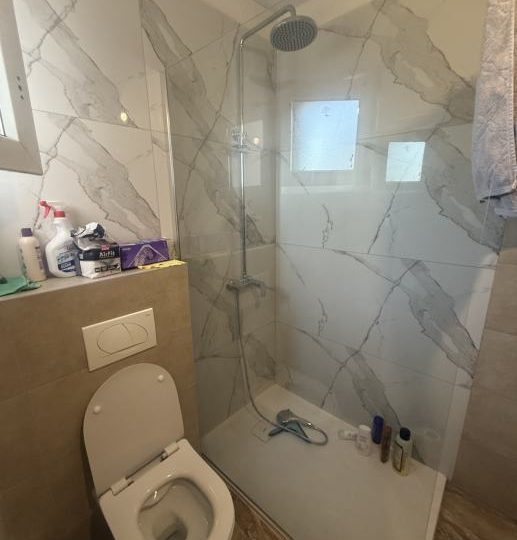 IZVRSNA PRILIKA – KUĆA S 3 STANA U MEDULINU, IDEALNA INVESTICIJA!