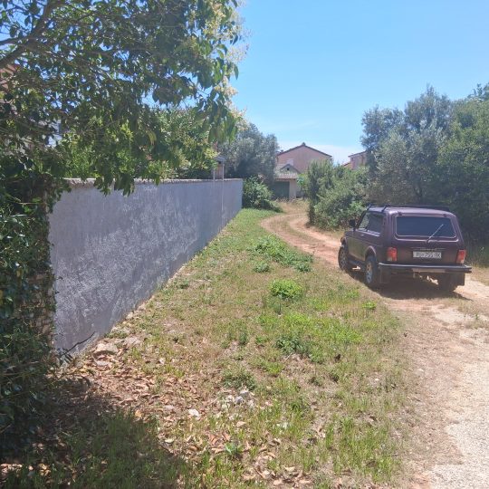 Građevinsko zemljište, Peroj, 650 m2 za samostojeću kuću P+1kat