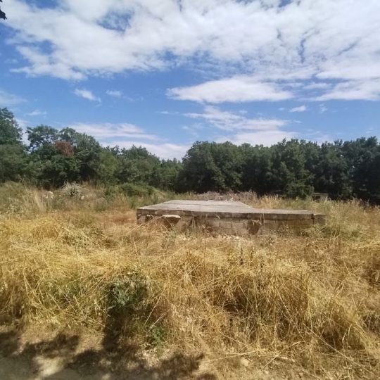 Ližnjan, 1100 m2 – BLIZU NASELJA I URBANIZIRANE ZONE