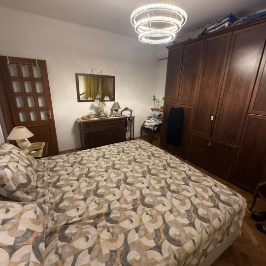 Kaštanjer: Prostran obiteljski stan, okolica centra, 63m2 + velika terasa 25m2
