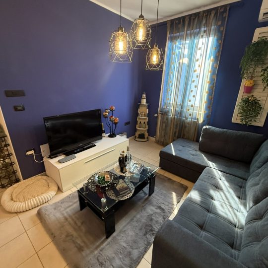 Kaštanjer: Prostran obiteljski stan, okolica centra, 63m2 + velika terasa 25m2