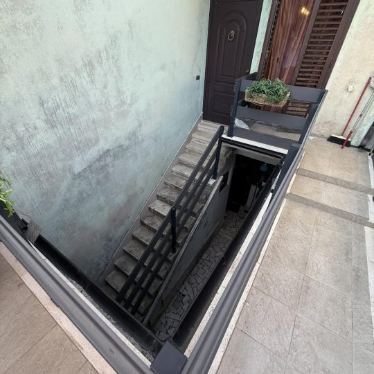 Kaštanjer: Prostran obiteljski stan, okolica centra, 63m2 + velika terasa 25m2