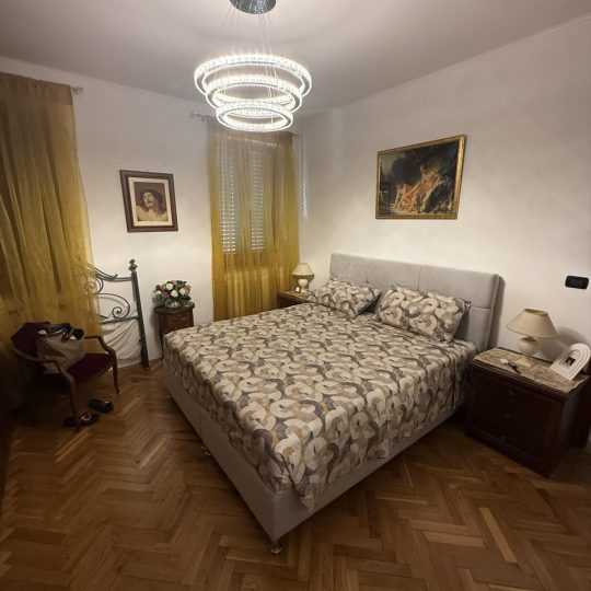 Kaštanjer: Prostran obiteljski stan, okolica centra, 63m2 + velika terasa 25m2