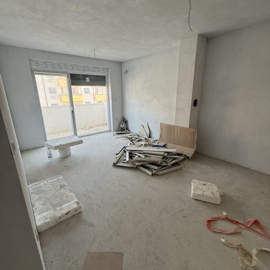 Pula, 46.00 m2, novogradnja 1S+DB + Terasa