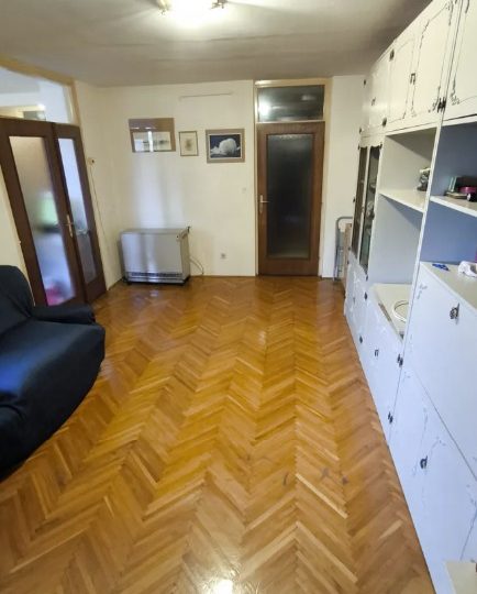 Monte Zaro: Prodaje se komforan četverosobni stan, 88,32 m2