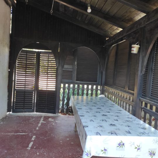 Marčana: Samostojeća kuća, na mirnoj lokaciji, 400 m od mora, 169 m2
