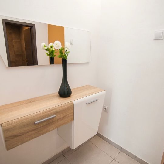 Centar: Odličan kompletno opremljen stan, 62 m2