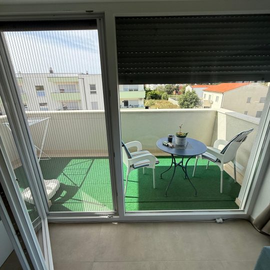 Medulin: Prekrasan dvosobni stan, prilika 60 m2!