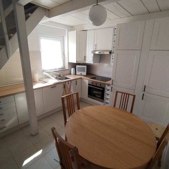 AKTUALNO! Fažana, atraktivan i namješten stan sa garažom!
