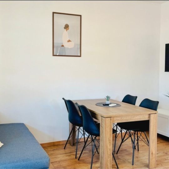 Štinjan: Kuća s 2 apartmana, 90 m2, vrijedna investicija