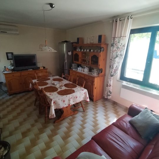 Marčana: Marčana – Kavran, prekrasna uređena starina + noviji dio kuće!