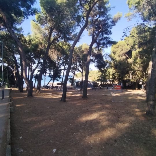 Stan – poslovni prostor na Stoji, blizina plaže Valkane