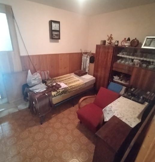 Vodnjan, lijepa kuća za urediti, odlična lokacija!