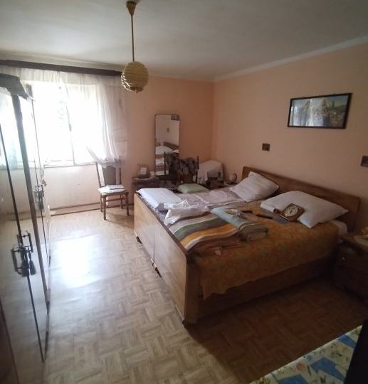 Vodnjan, lijepa kuća za urediti, odlična lokacija!