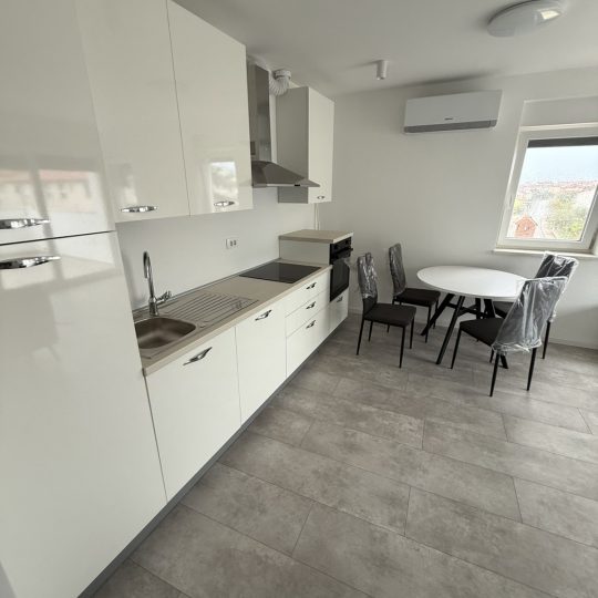 Kaštanjer: Stan s karakterom, ne propustite ovu priliku 55 m2