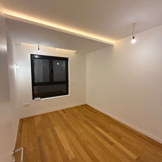 Štinjan: Trosoban stan s parkingom u modernoj novogradnji, 117 m2