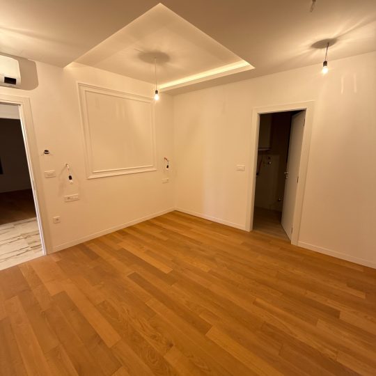 Štinjan: Trosoban stan s parkingom u modernoj novogradnji, 117 m2