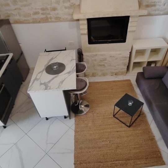 Vodnjan: Prekrasna kamena kuća, 70 m2