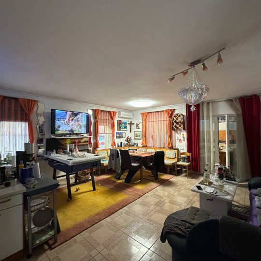 Fažana: Predivna trosobna kuća pored mora, 240 m2