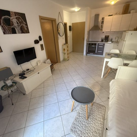 Fažana: Kompletno namješten i useljiv stan, 48 m2